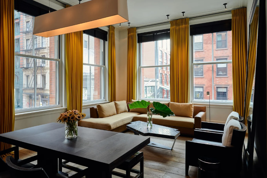 THE MERCER