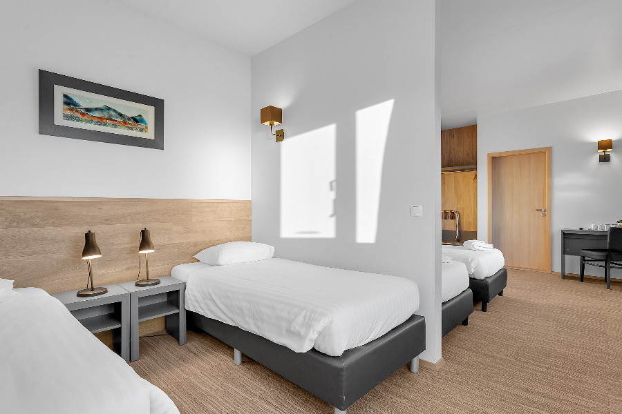 Quad Room