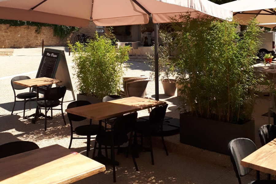 LE CAFÉ DE LA FONTAINE - VAUGINES