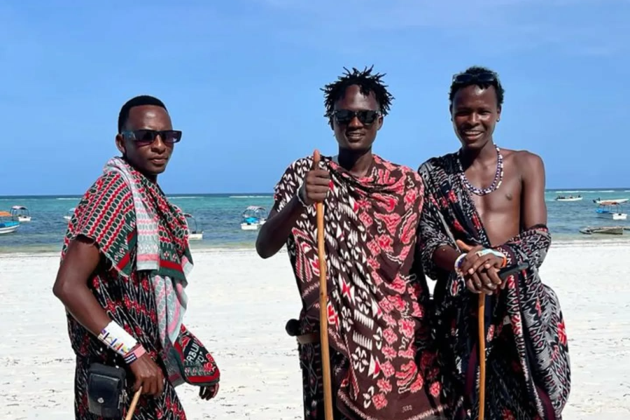 TRAVEL AFRICAS