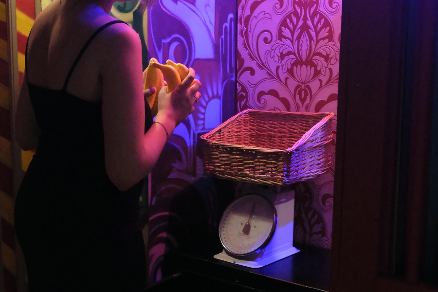 ESCAPE HUNT