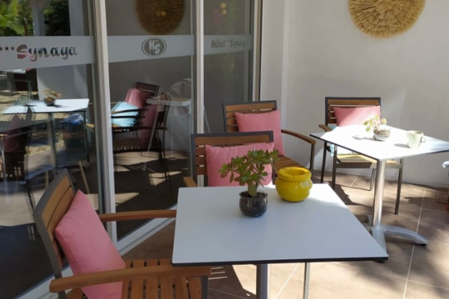HÔTEL SYNAYA