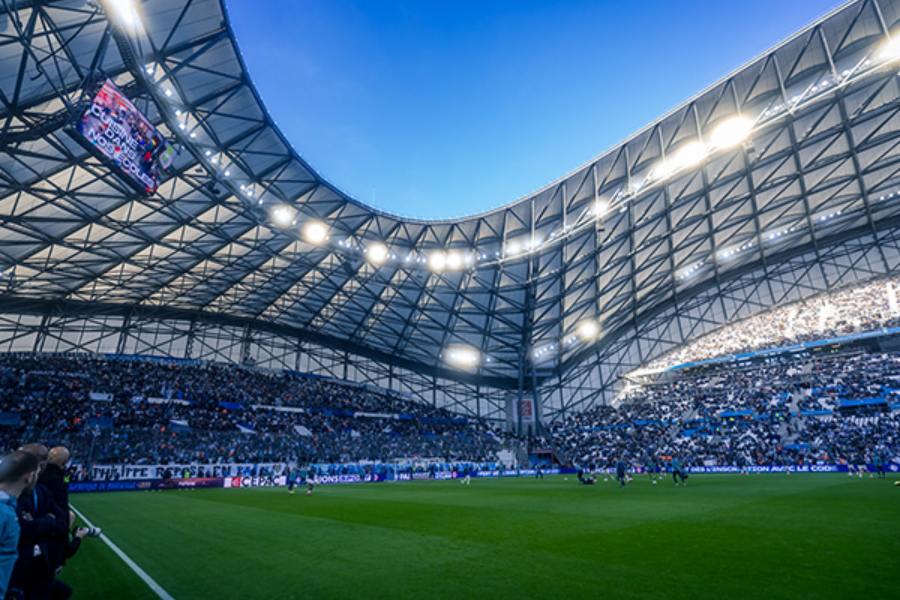 Tribunes pleines de l'Orange Vélodrome