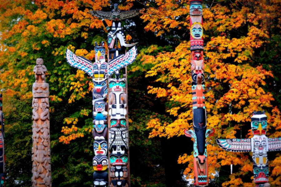 Totems du Stanley Park Vancouver - ©Shutterstock