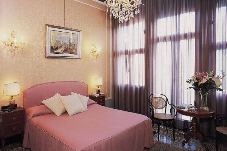 SANTA CHIARA Hotel Venedig photo n° 1004 - ©SANTA CHIARA