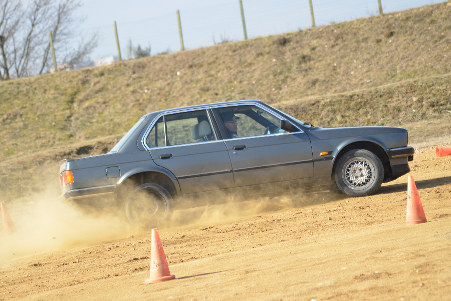 BMW 320i