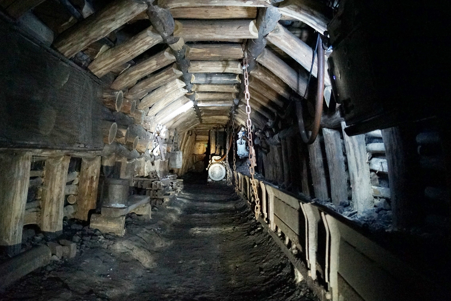 Galerie de mine du Puits des Glénons