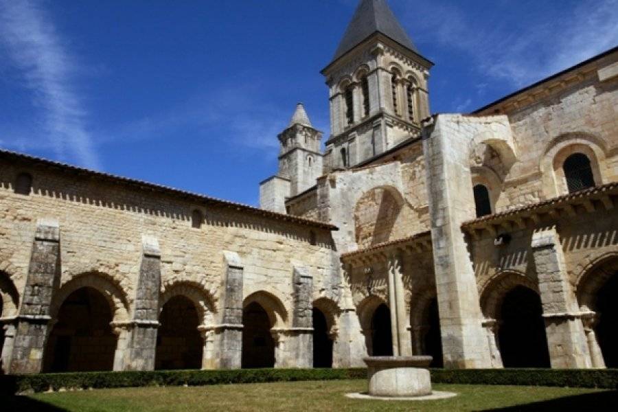 ABBAYE DE NIEUL-SUR-L'AUTISE Abbaye – Monastère – Couvent Rives D'Autise photo n° 121600 - ©ABBAYE DE NIEUL-SUR-L'AUTISE