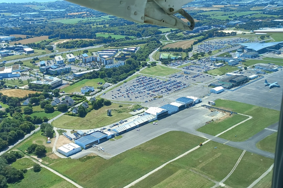 AÉROPORT BREST BRETAGNE