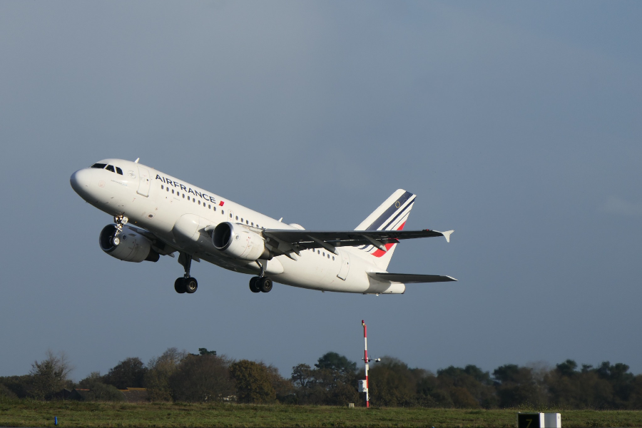 AÉROPORT BREST BRETAGNE