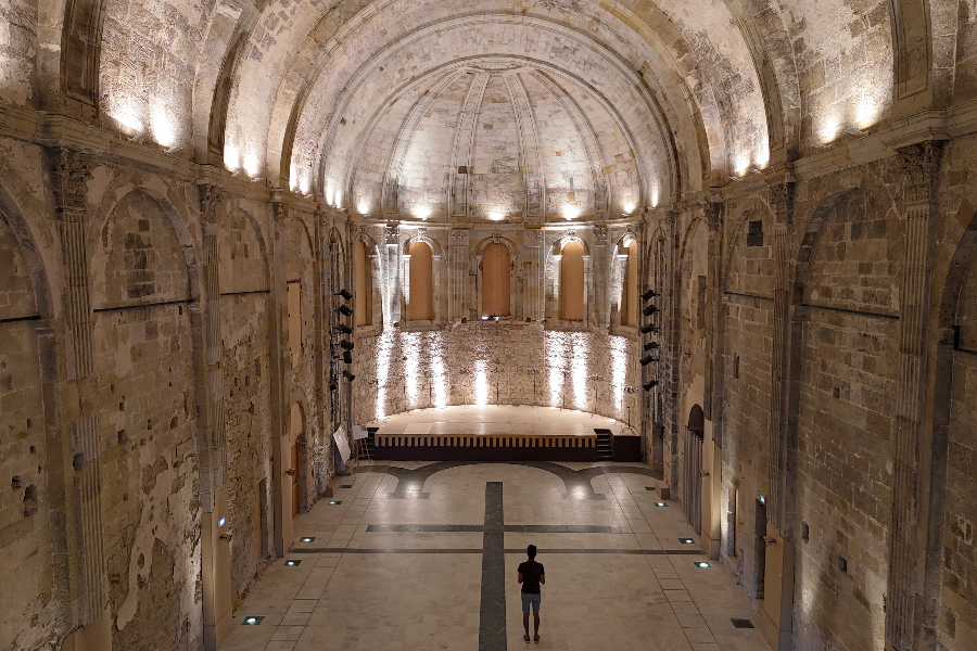 CHÂTEAU-ABBAYE DE CASSAN