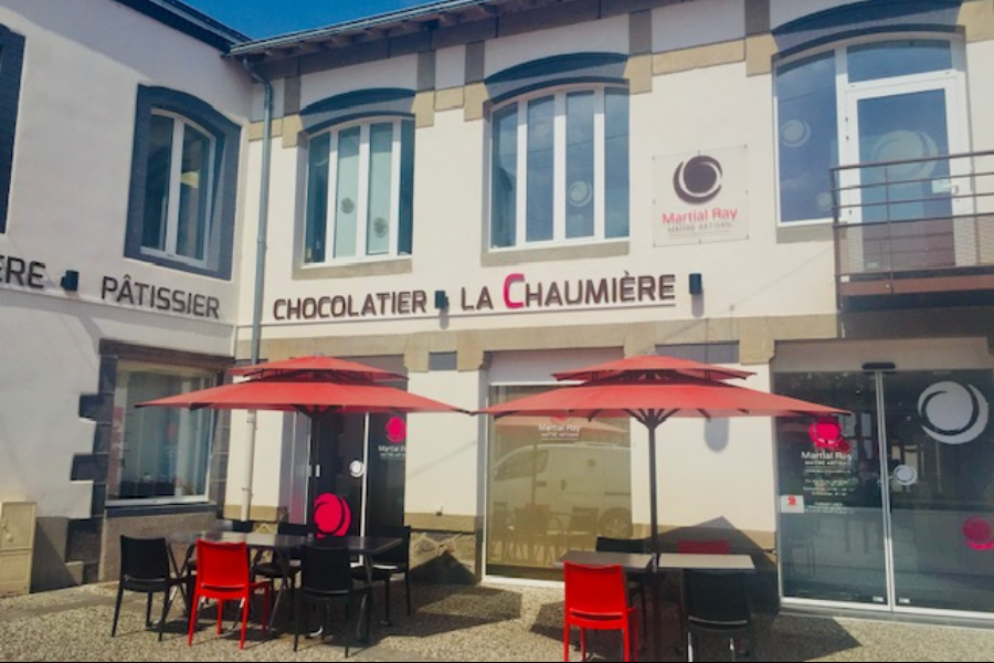 Salon de Thé - Terrasse de la boutique du Cendre