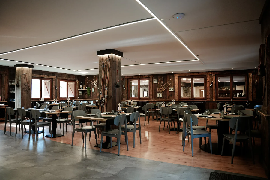 HÔTEL RESTAURANT CAMP DEL SERRAT