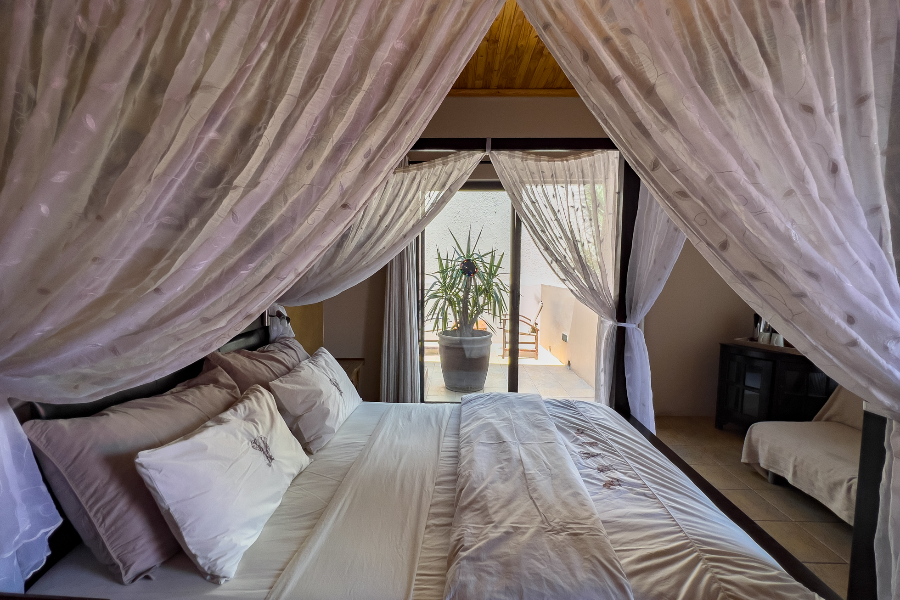 Honeymoon Room with Private Balcony - ©Ilana lam