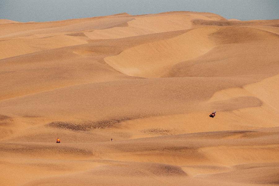 Experience the expanse of the Namib - ©Desert Explorers