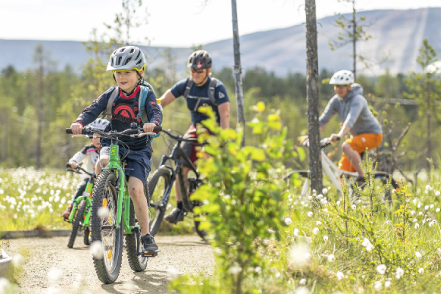 Easy family Mountain Biking in Ylläs - ©Visit Ylläs