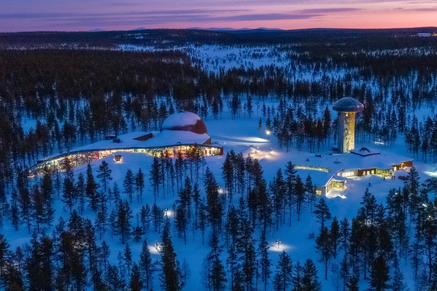 KAKSLAUTTANEN ARCTIC RESORT