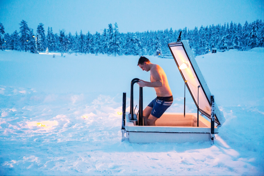 Smoke Sauna and Ice Pool