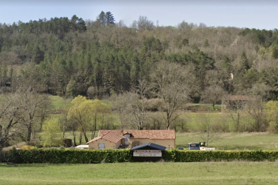 vue depuis la D6 - ©LE MOULIN DE MAYENCE