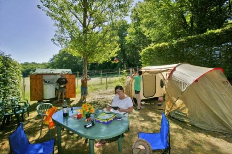 CAMPING LE PONT DE MAZERAT Campingplatz Marcillac-Saint-Quentin photo n° 16182 - ©CAMPING LE PONT DE MAZERAT