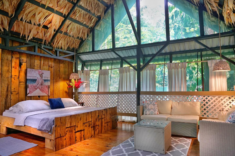 ALMONDS AND CORALS BOUTIQUE HOTEL