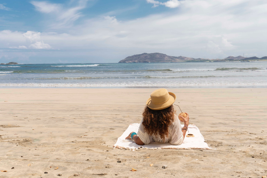 Relaxing at the beach, Playa Tamarindo, Costa Rica - ©Hotel Capitán Suizo