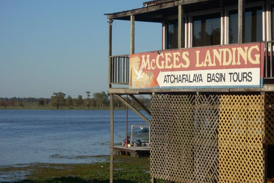 Restaurant - ©MCGEE'S SWAMP AIRBOAT TOURS