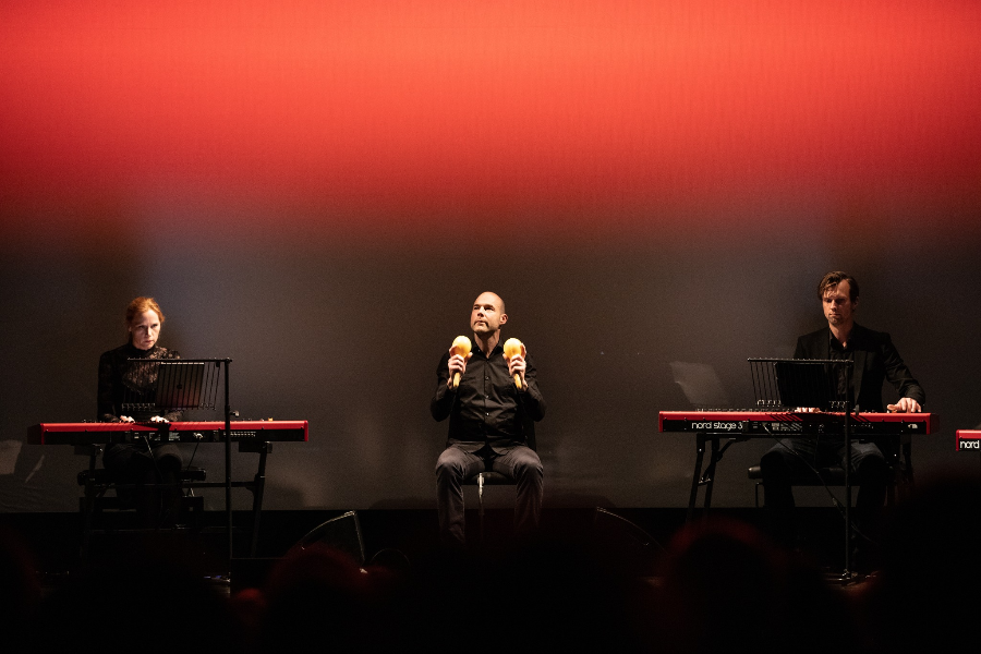 MUZIEKGEBOUW AAN 'T IJ