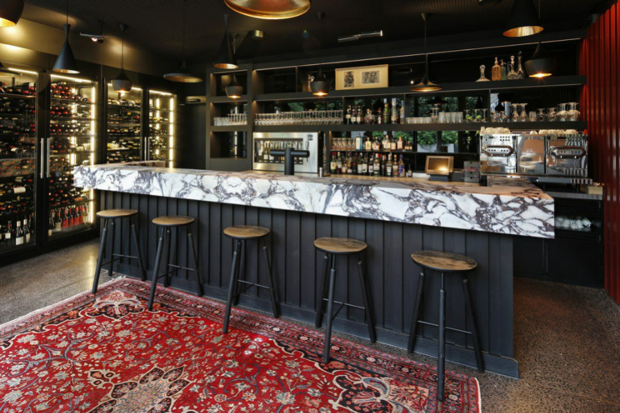 Bistro Refter bar salle intérieure restaurant bistronomique Bruges - ©Bistro Refter