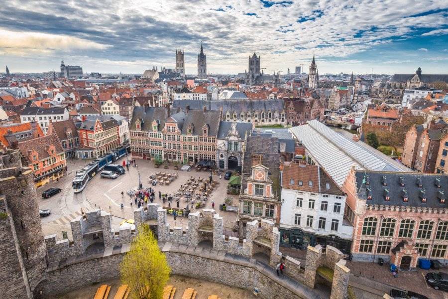 canadastock - Shu... - ©CHÂTEAU DES COMTES (GRAVENSTEEN)