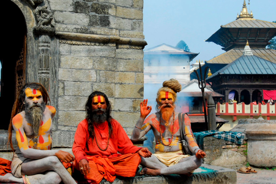 Les saints de Pashupatinath - ©Yes