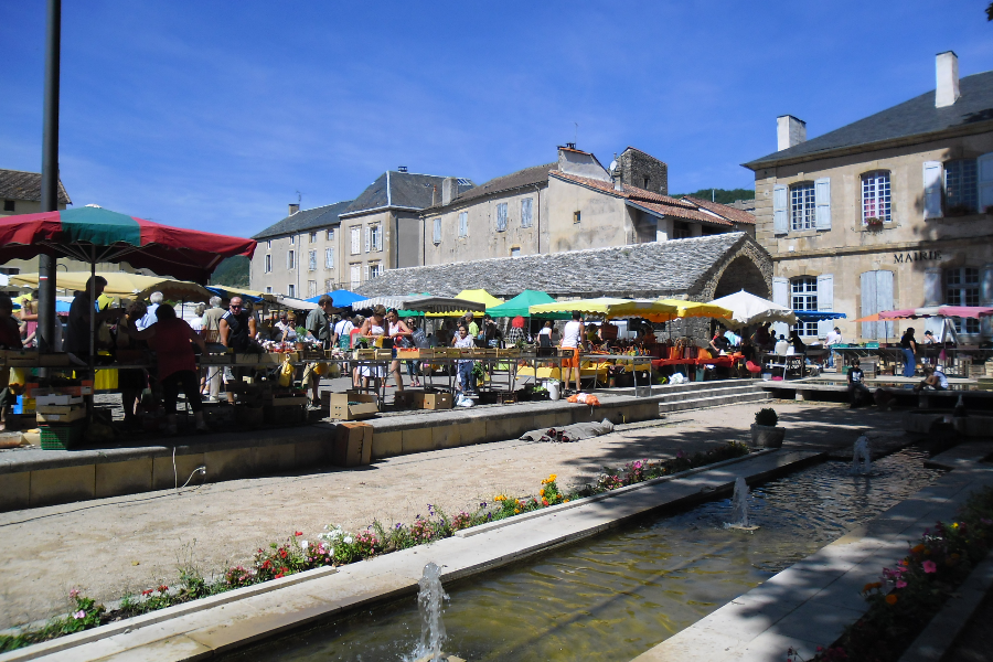 Camping Les 2 Vallées marché de Nant - ©Camping Les 2 Vallées