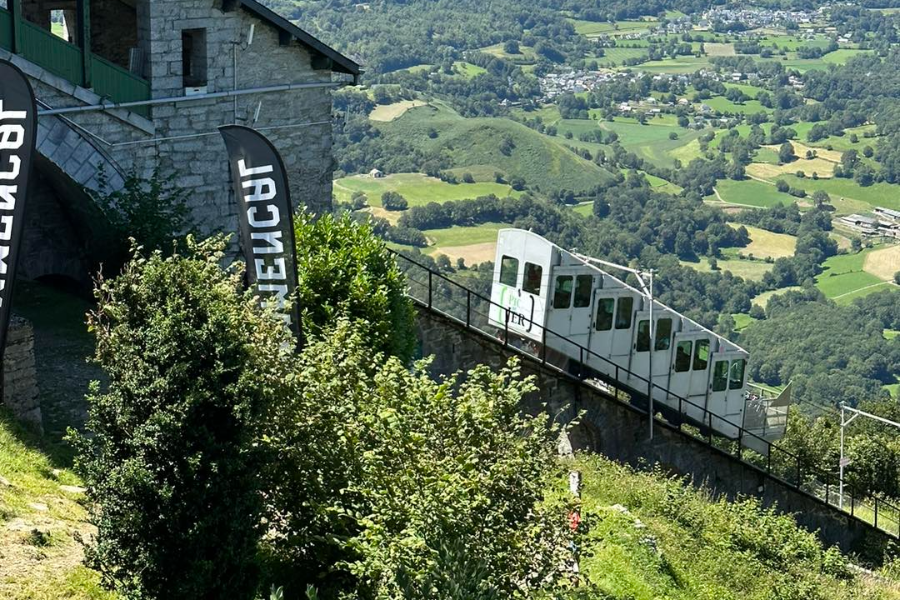LE PIC DU JER ET SON FUNICULAIRE