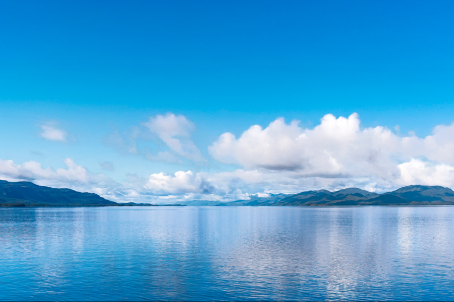 Navigation à travers les fjords de la Patagonie chilienne