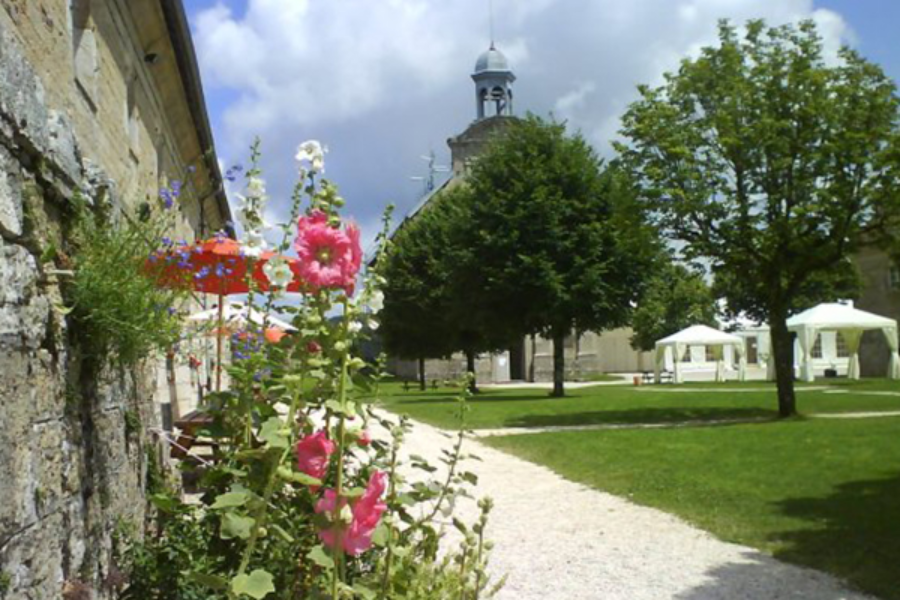 En été - ©Fort Saint-André