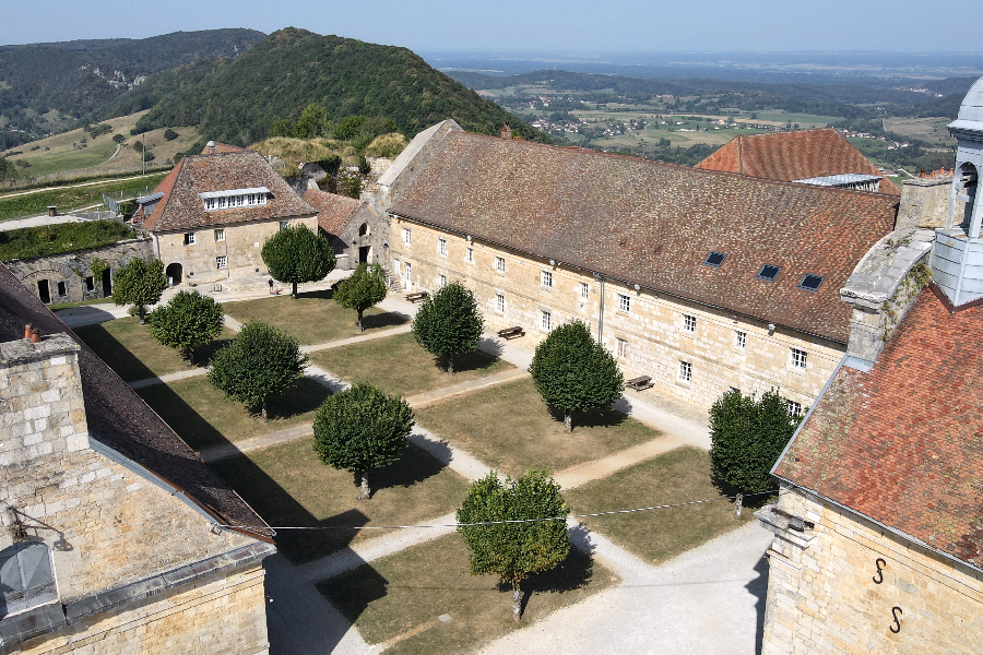 La cour centrale - ©Fort Saint-André