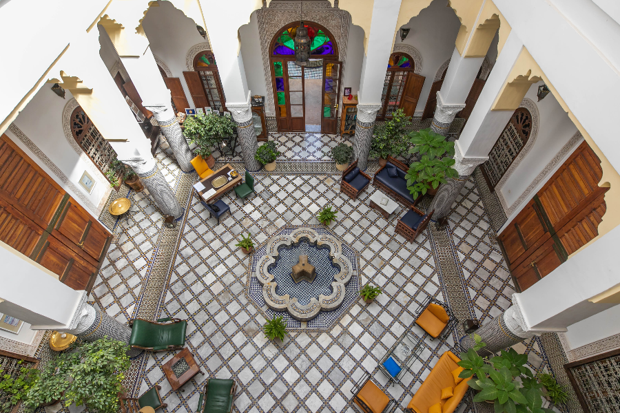 Ryad Mabrouka - patio entrée
