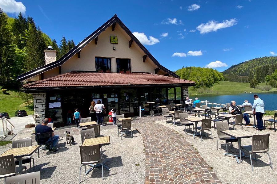 AUBERGE DU LAC GENIN