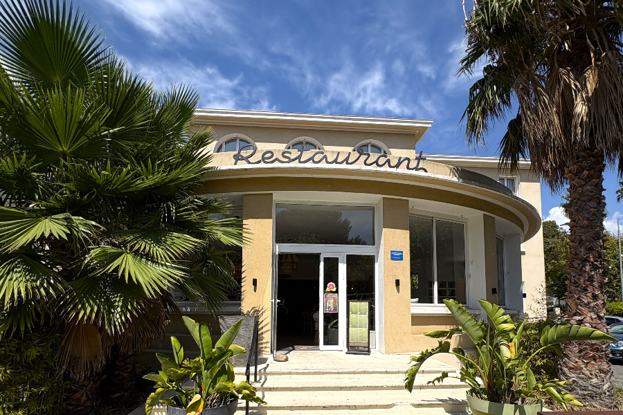 GRAND HÔTEL DES BAINS