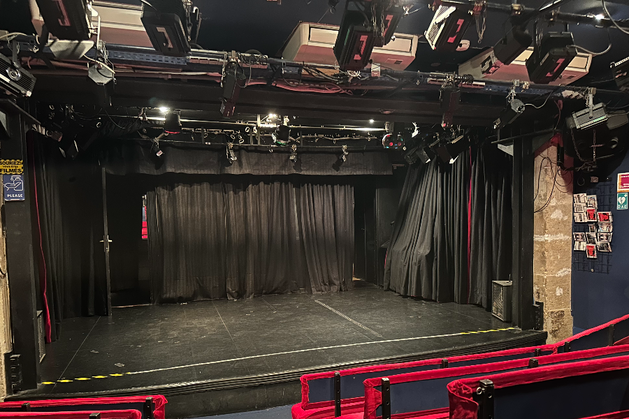 STAGE