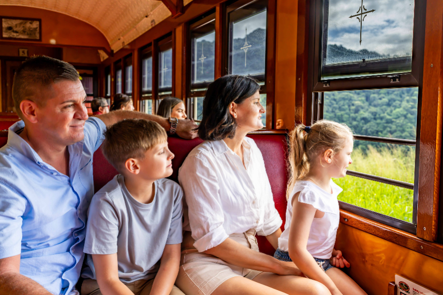 Heritage class - ©Kuranda scenic train