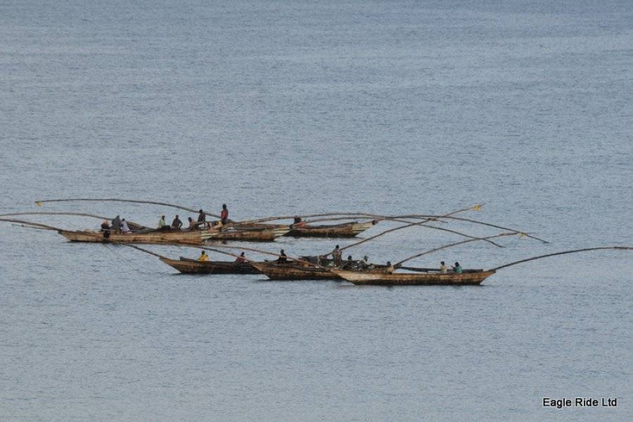 Pêcheurs Lac Kivu - ©EAGLE RIDE