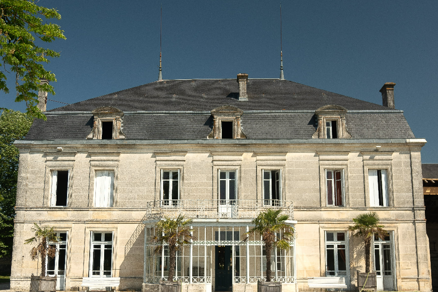 Chateau de Bonbonnet home of Citadelle - ©Maison Ferrand