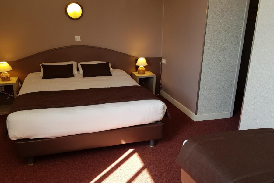 HOTEL PORT BEACH