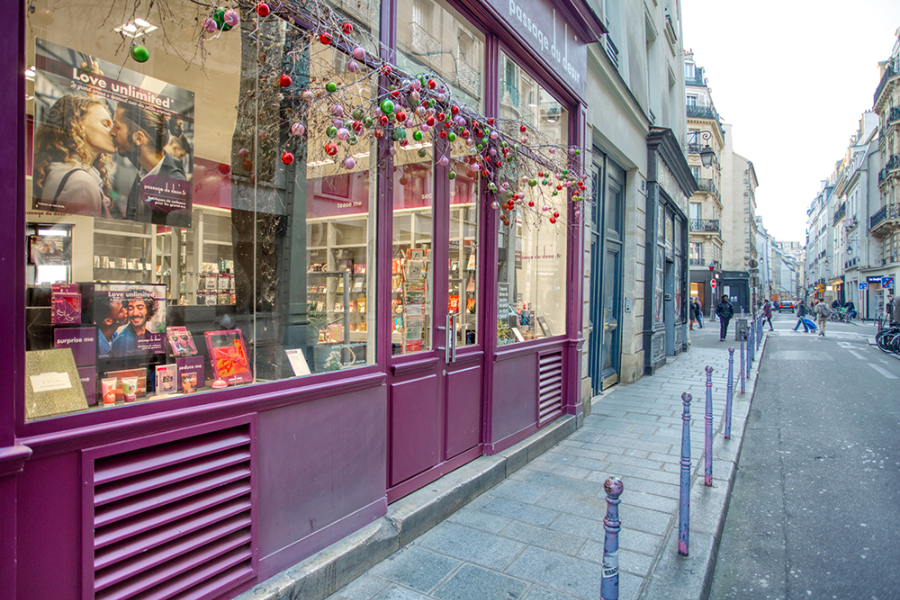 Paris Le Marais - Lovestore rue Ste-Croix - ©Passage du Désir