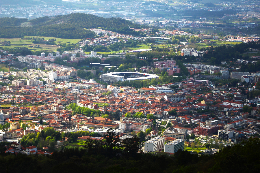 Vista da cidade de Guimarães (Montanha da Penha) - ©Elisabete Mendes