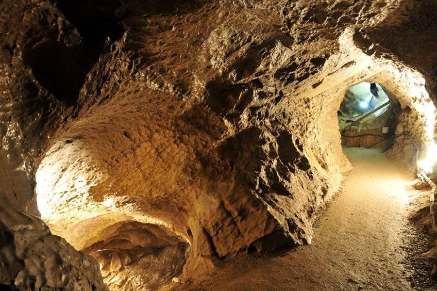 la grotte - ©GROTTE ET CASCADE DE SEYTHENEX