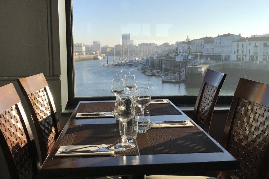 Le Port Cuisine Francaise Les Sables D Olonne 85100