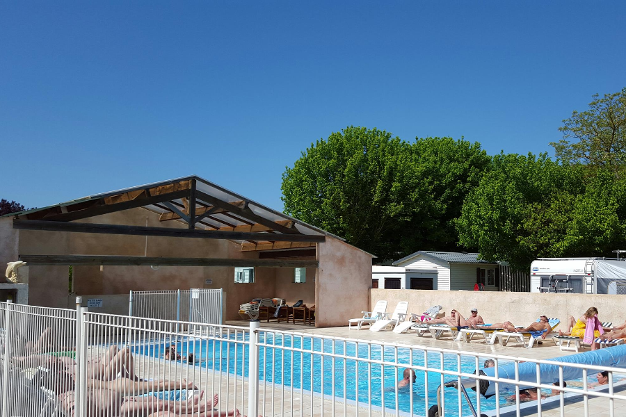 CAMPING NATURISTE LE PETIT DAUPHIN