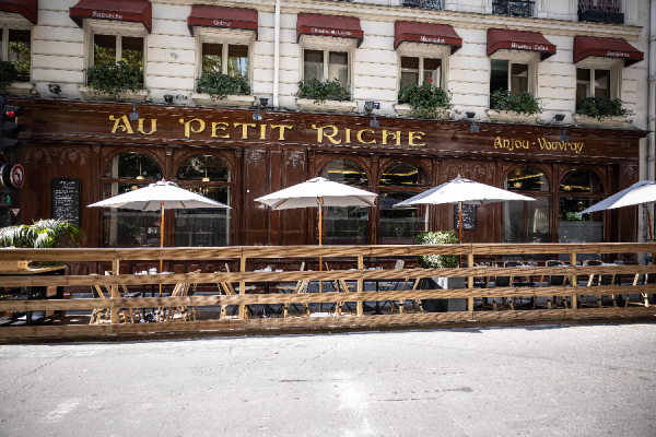 Au petit riche - restaurant parisien à paris pour nourriture repas francaise brasserie parisienne - ©Au petit riche